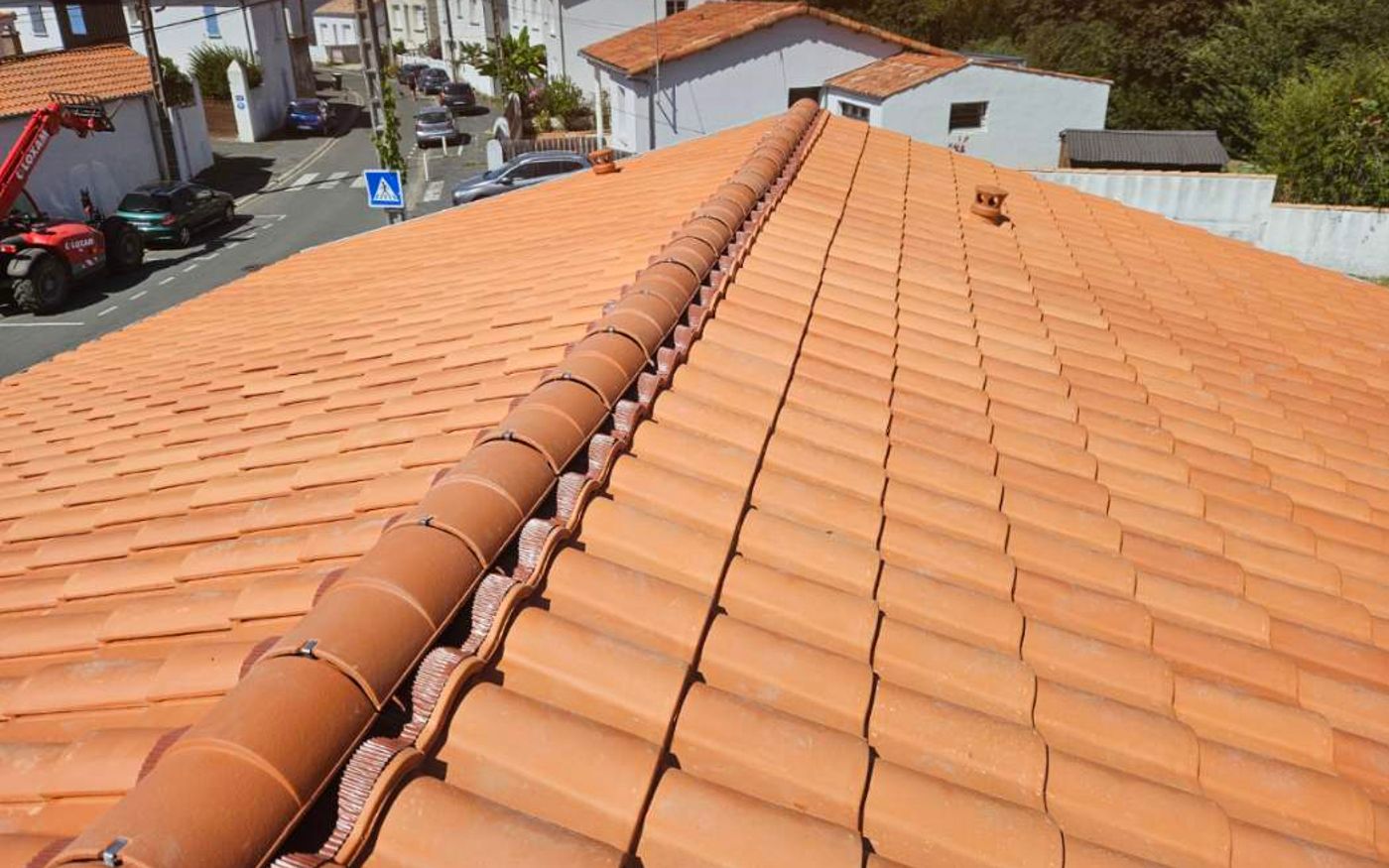 Couvreur creation couverture rom 79120