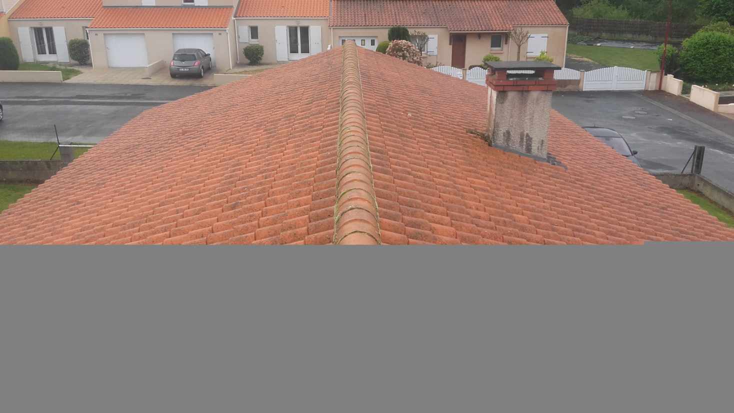 Nettoyage et hydrofuge de toiture sainte eanne 79800